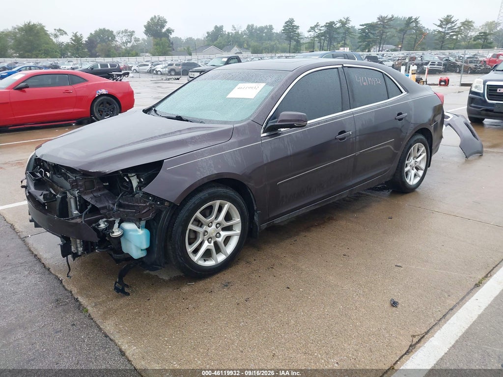 2015 Chevrolet Malibu 1LT photo 2