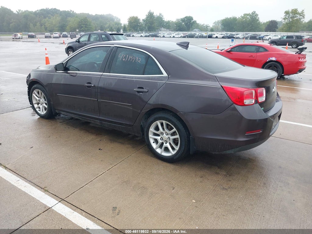2015 Chevrolet Malibu 1LT photo 3