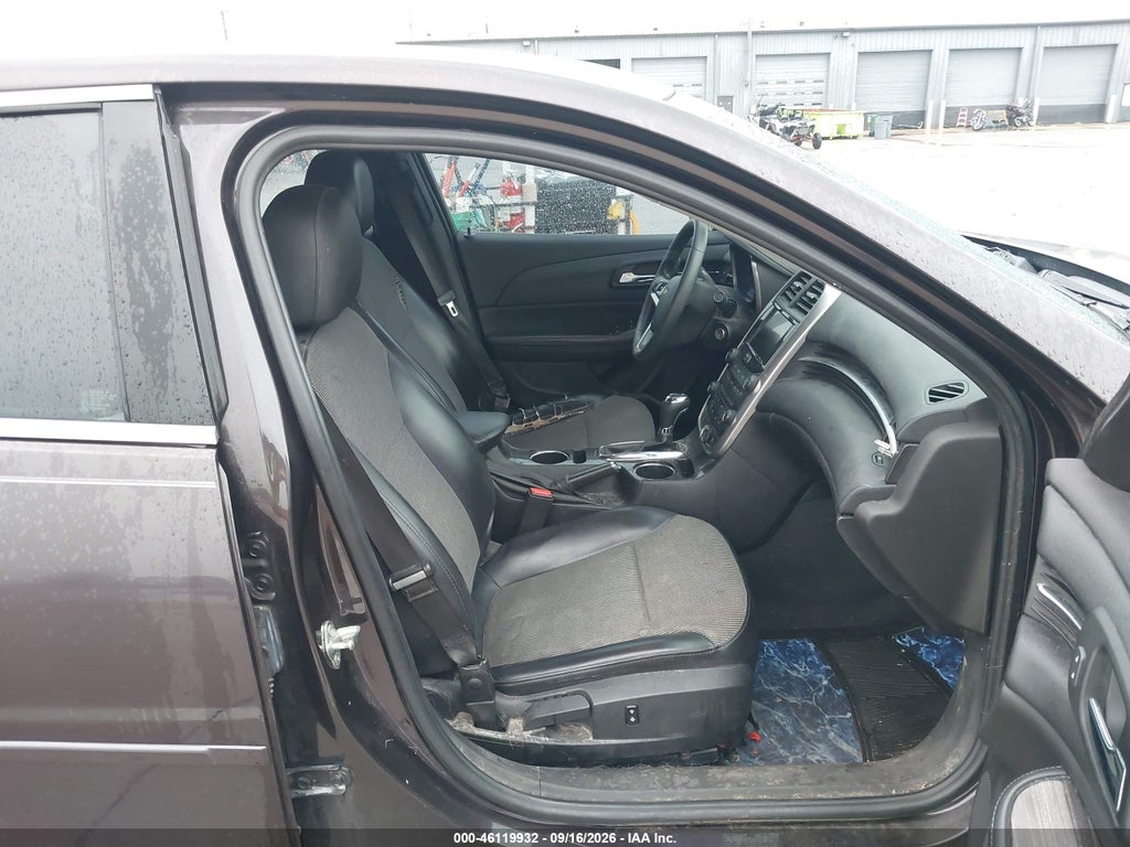 2015 Chevrolet Malibu 1LT photo 5