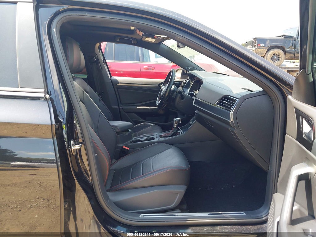 2020 Volkswagen Jetta GLI 2.0T Autobahn/2.0T S photo 5