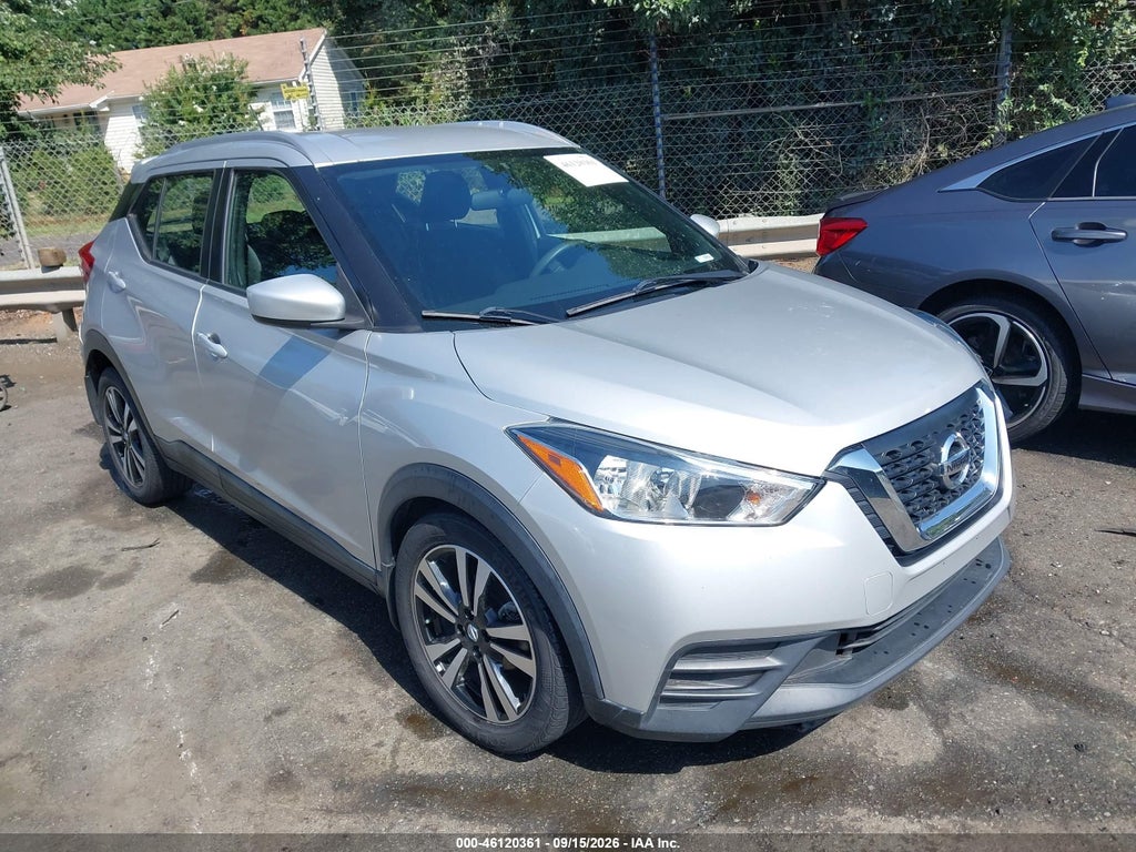2018 Nissan Kicks SV photo 1