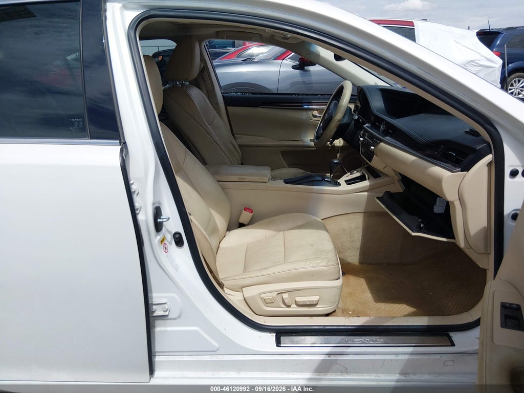 2015 Lexus ES 350 photo 5