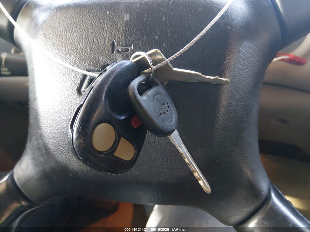 2003 Chevrolet S-10 LS photo 11