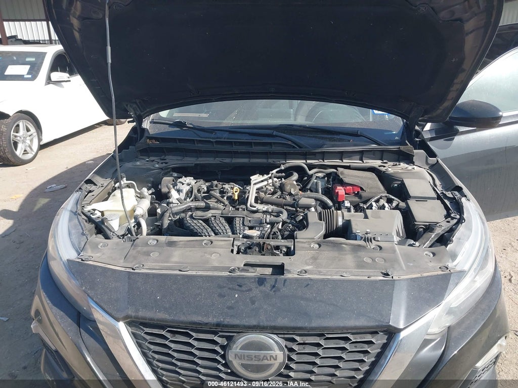 2021 Nissan Altima SV FWD photo 10