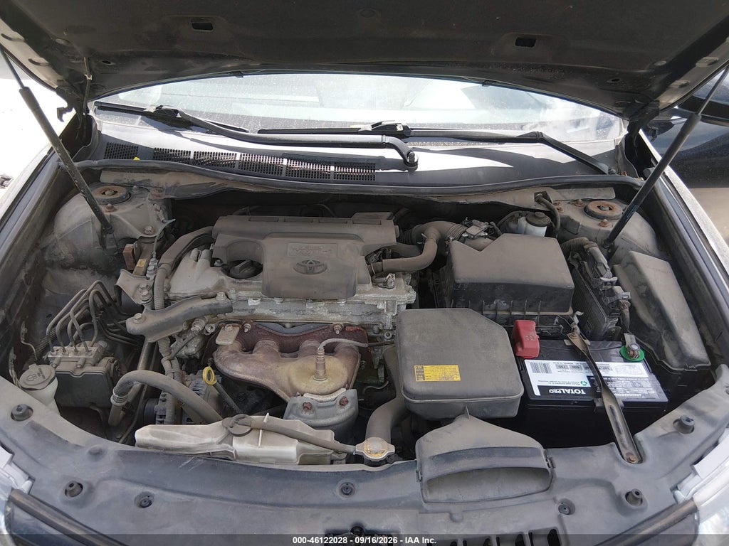 2012 Toyota Camry SE Limited Edition photo 10