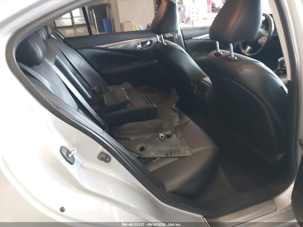 2015 Infiniti Q50 Premium photo 8