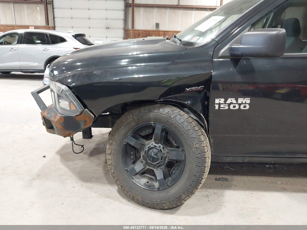 2018 Ram 1500 Express 4X4 6'4 Box photo 6