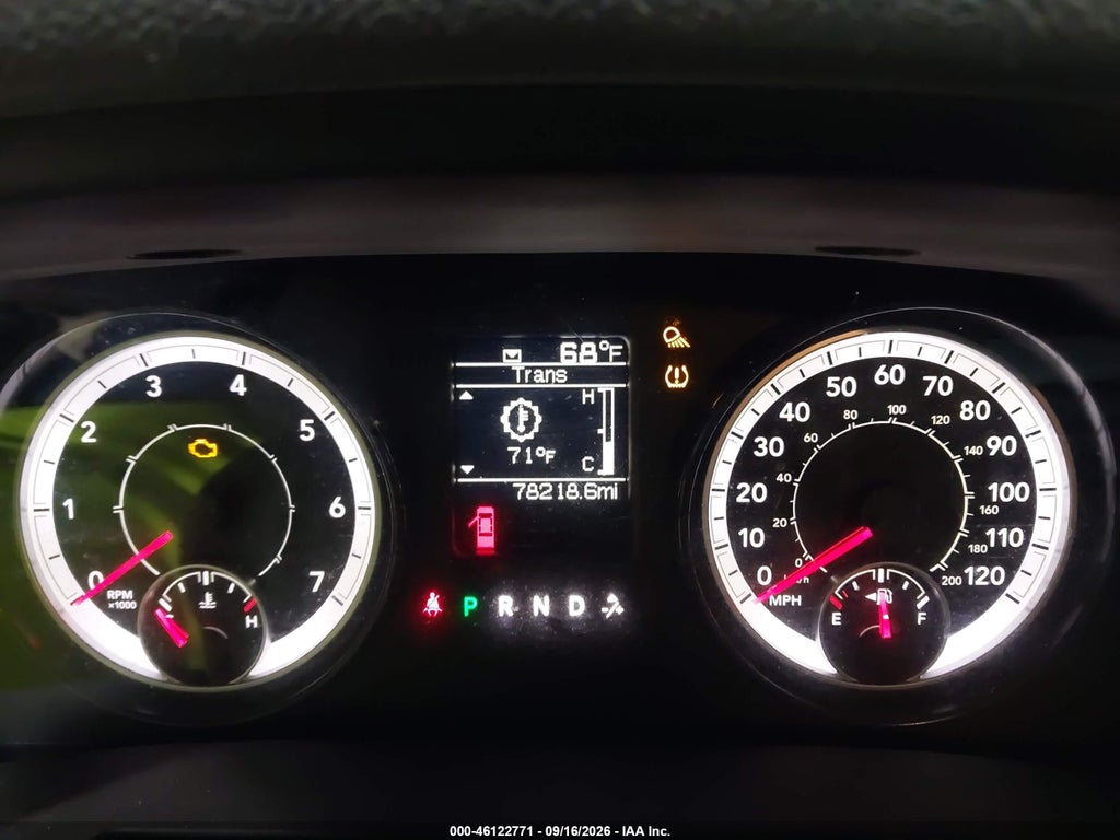 2018 Ram 1500 Express 4X4 6'4 Box photo 7
