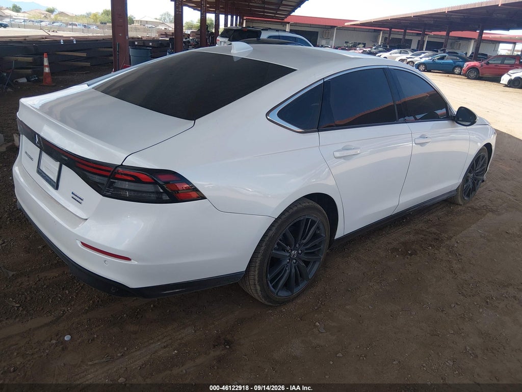 2024 Honda Accord Hybrid Touring photo 4