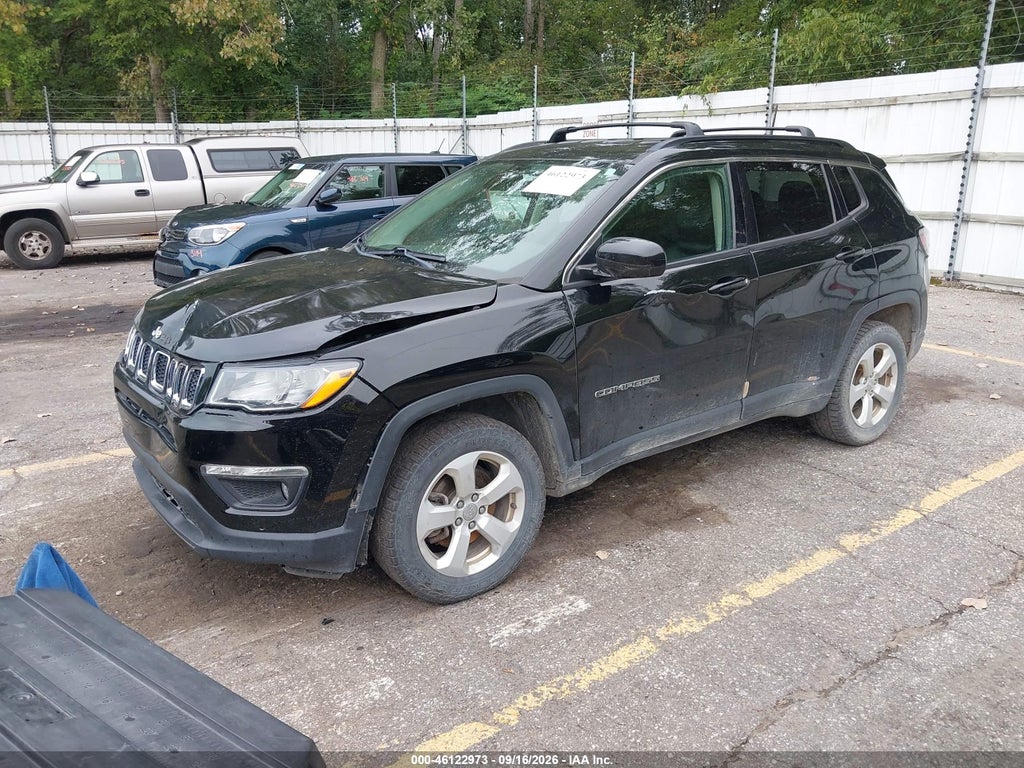 2018 Jeep Compass Latitude 4X4 photo 2