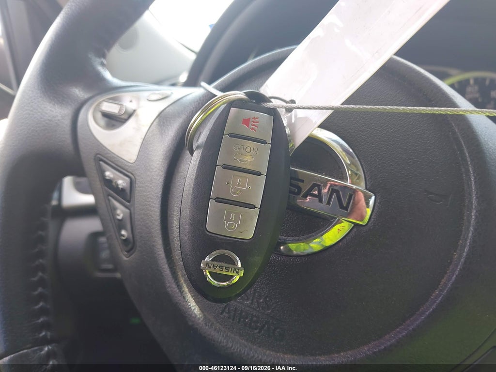 2016 Nissan Sentra SR photo 11