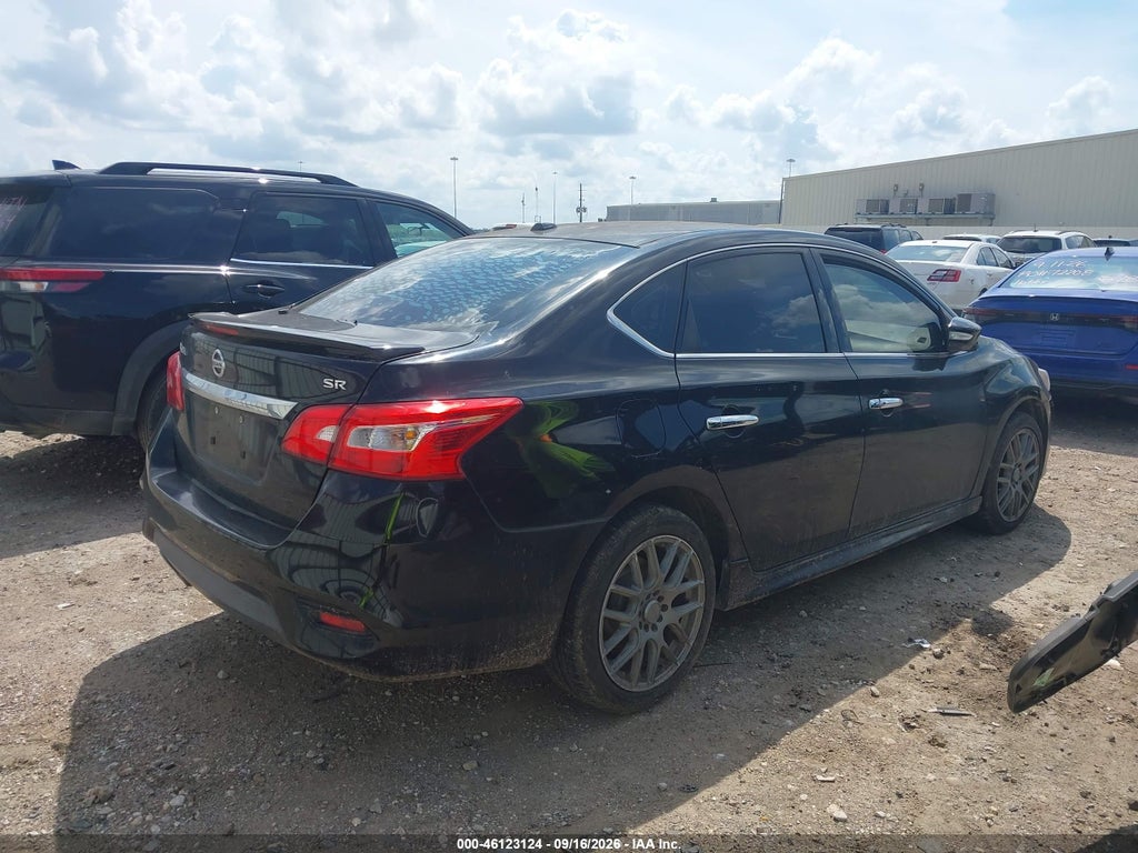 2016 Nissan Sentra SR photo 4