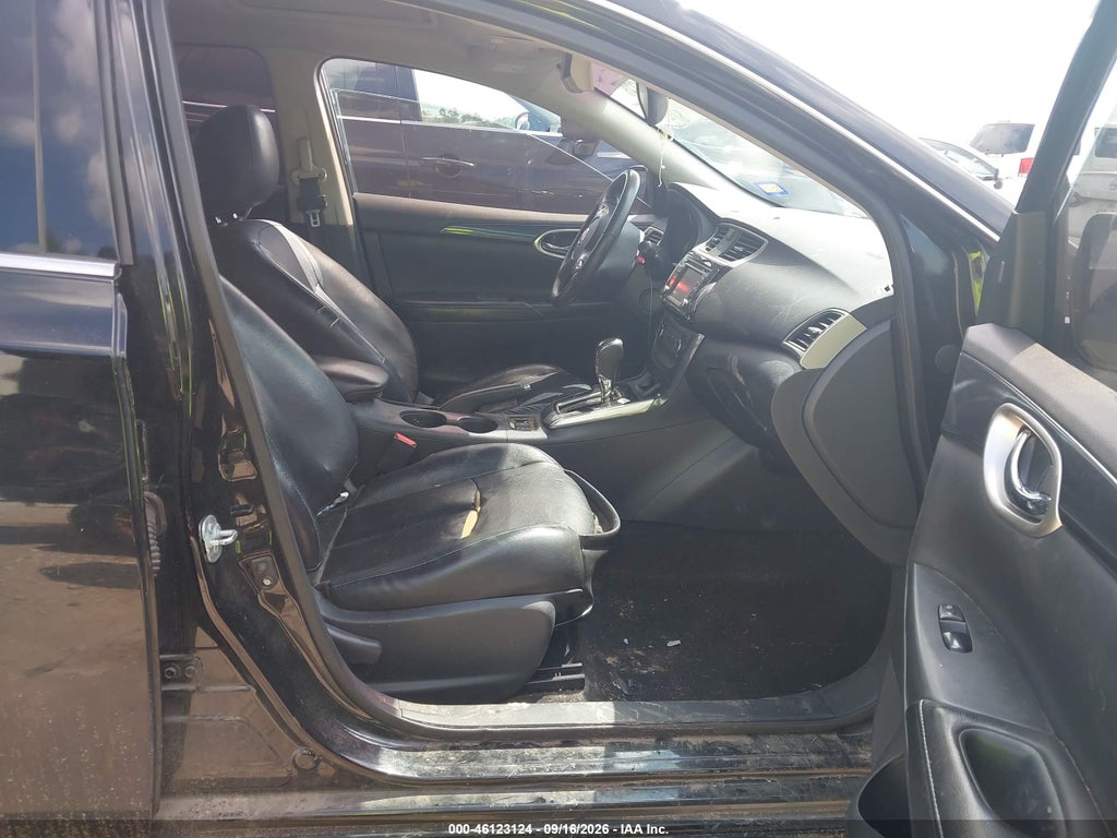 2016 Nissan Sentra SR photo 5