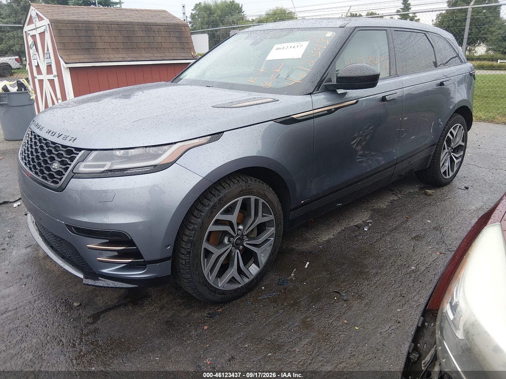 2019 Land Rover Range Rover Velar P250 R-Dynamic SE photo 2