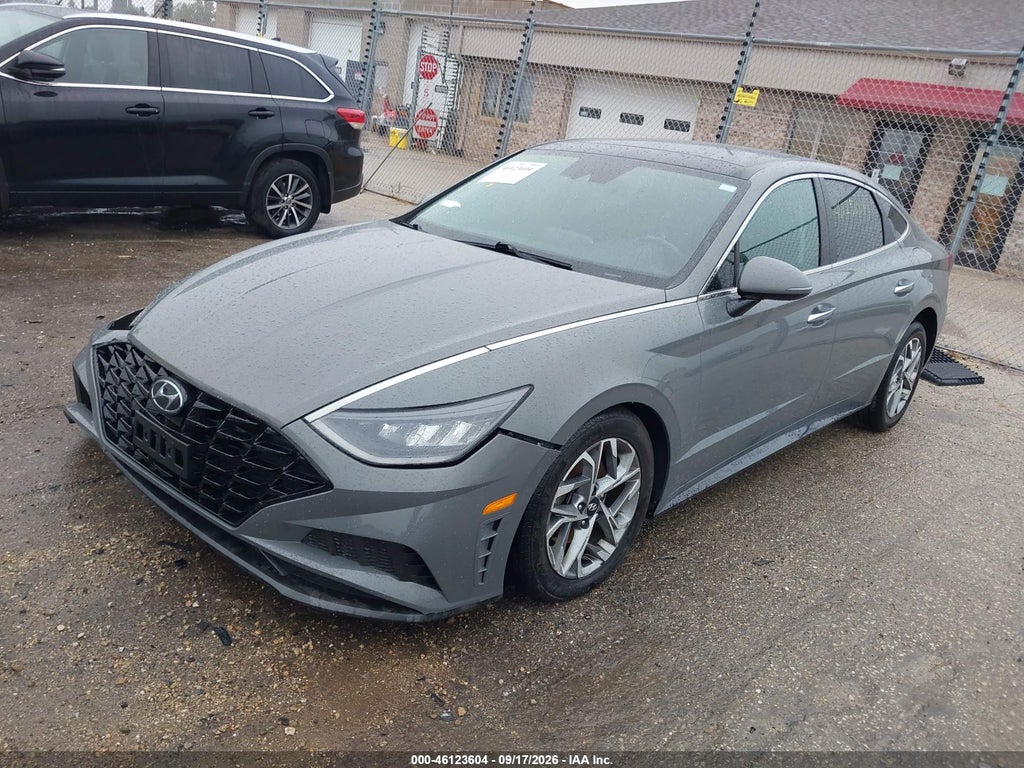 2020 Hyundai Sonata SEL photo 2