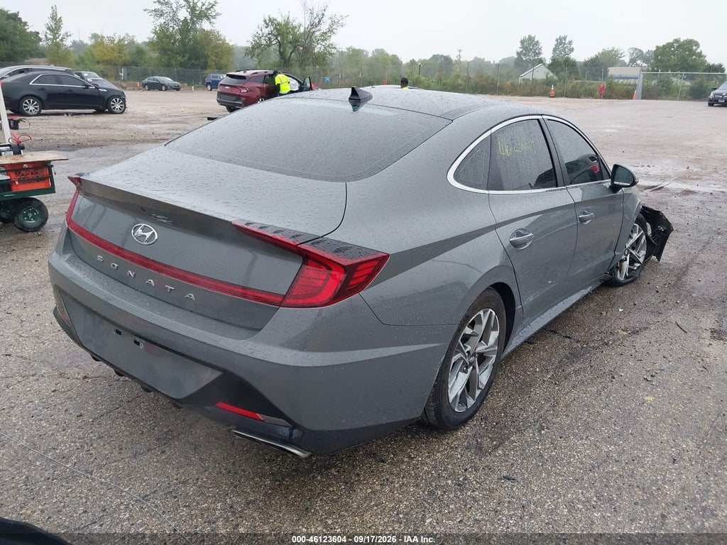 2020 Hyundai Sonata SEL photo 4