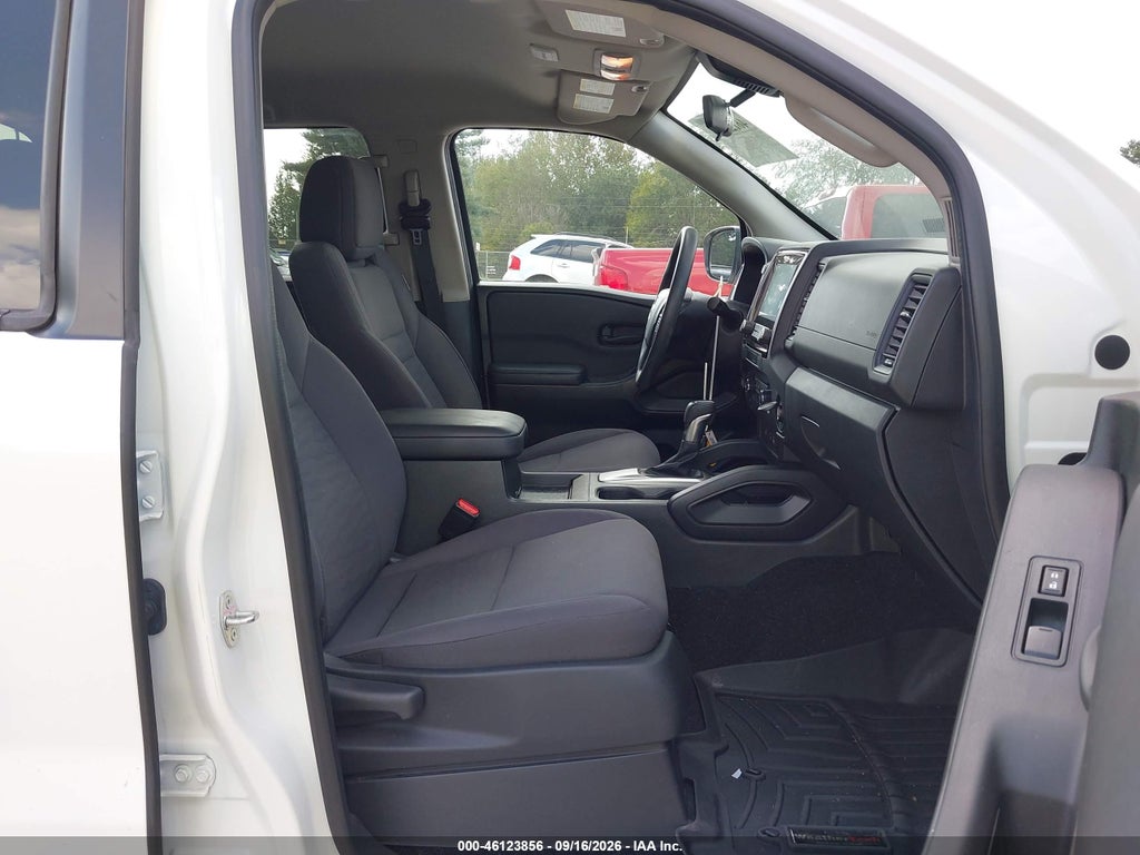 2022 Nissan Frontier S 4X4 photo 5
