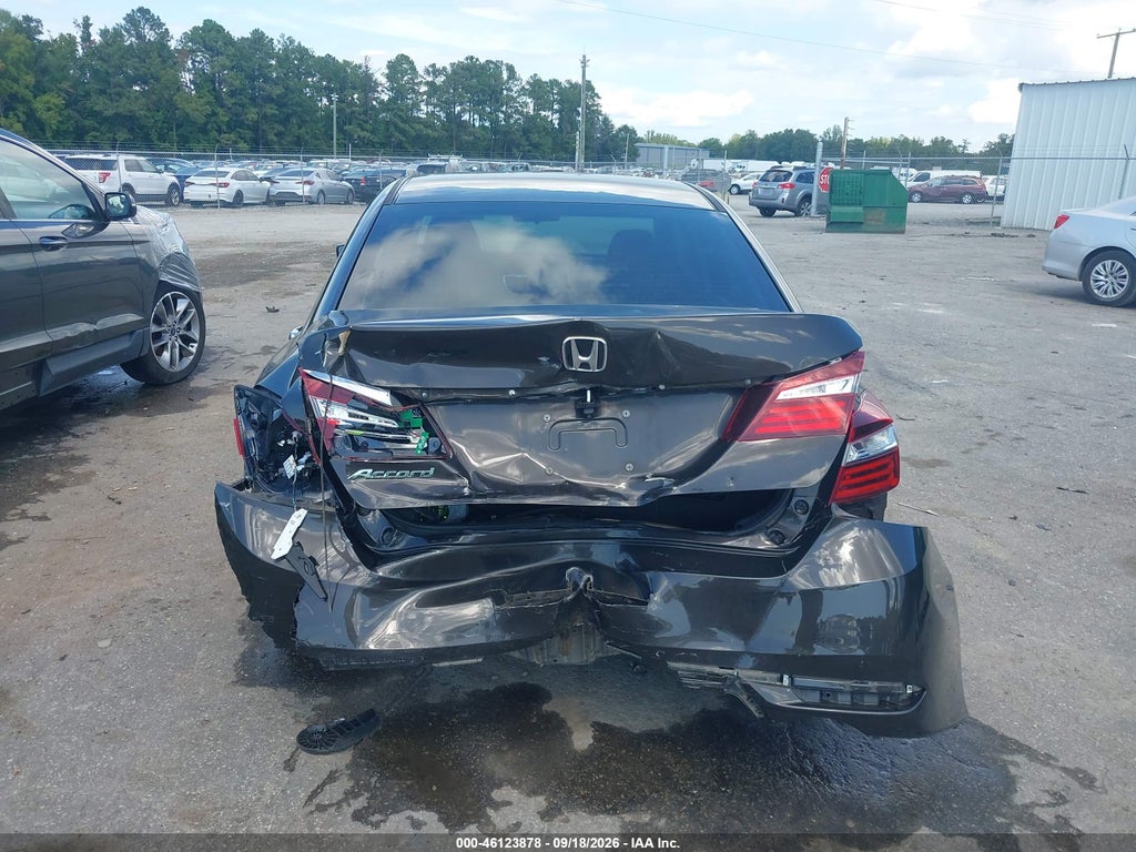 2017 Honda Accord LX photo 6