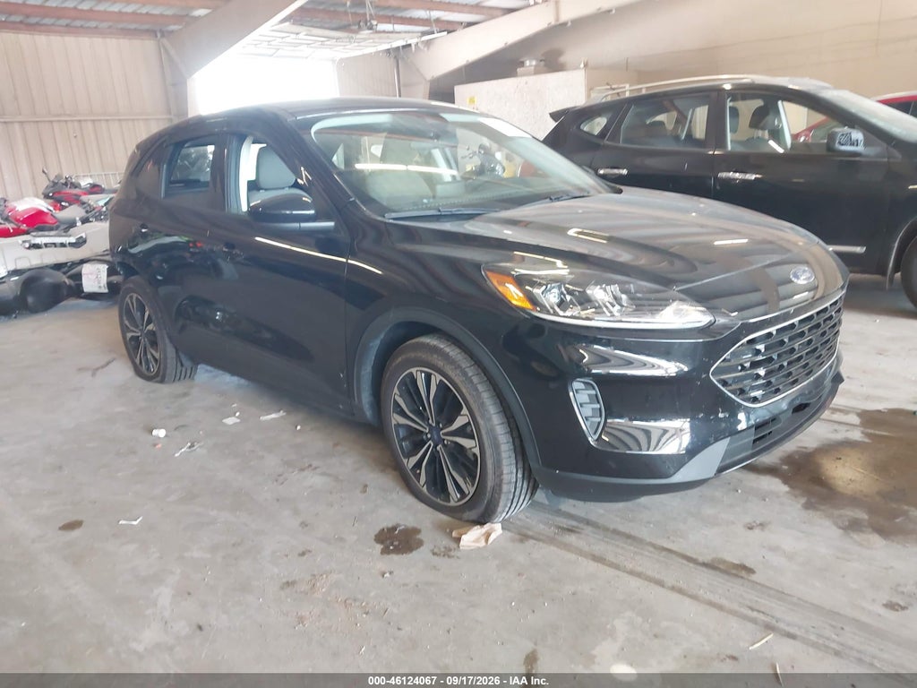 2022 Ford Escape SE photo 1