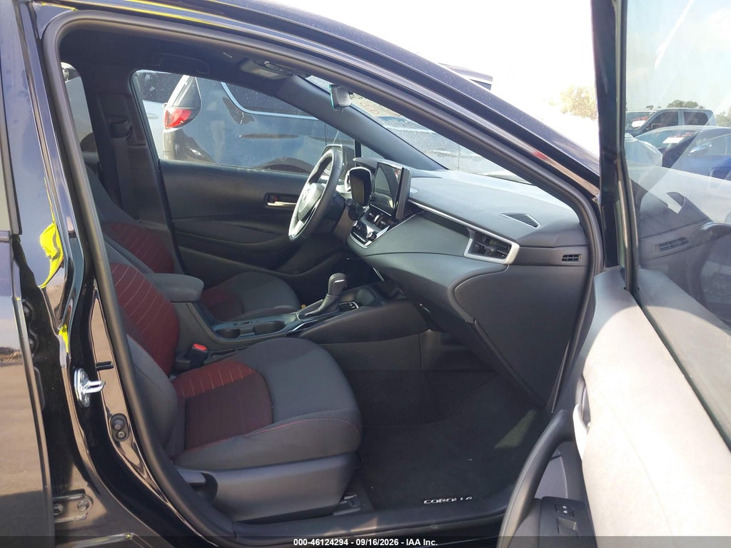 2026 Toyota Corolla SE photo 5