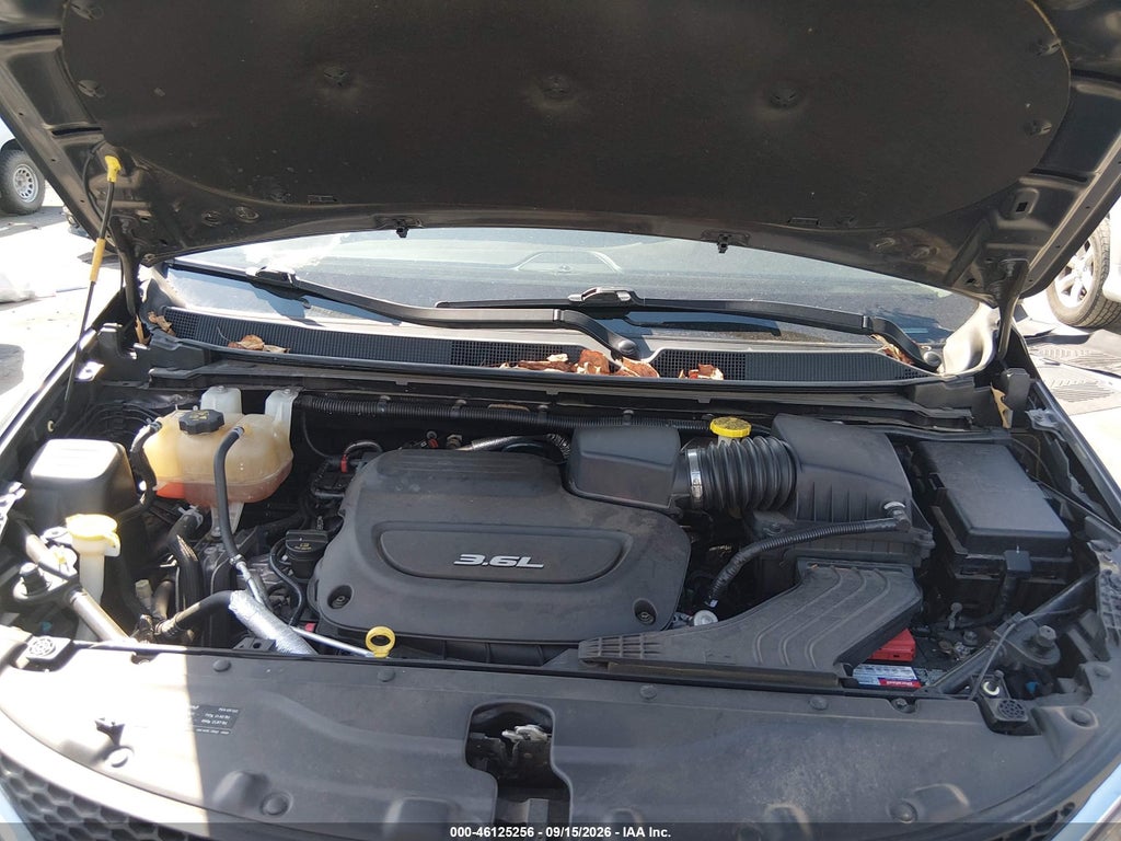 2017 Chrysler Pacifica Touring-L photo 10