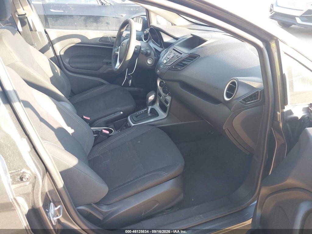 2017 Ford Fiesta SE photo 5