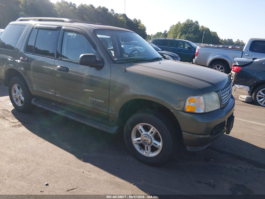 2004 Ford Explorer XLT photo 1