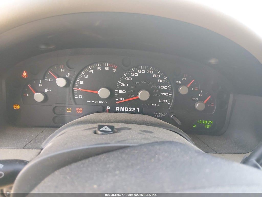 2004 Ford Explorer XLT photo 7