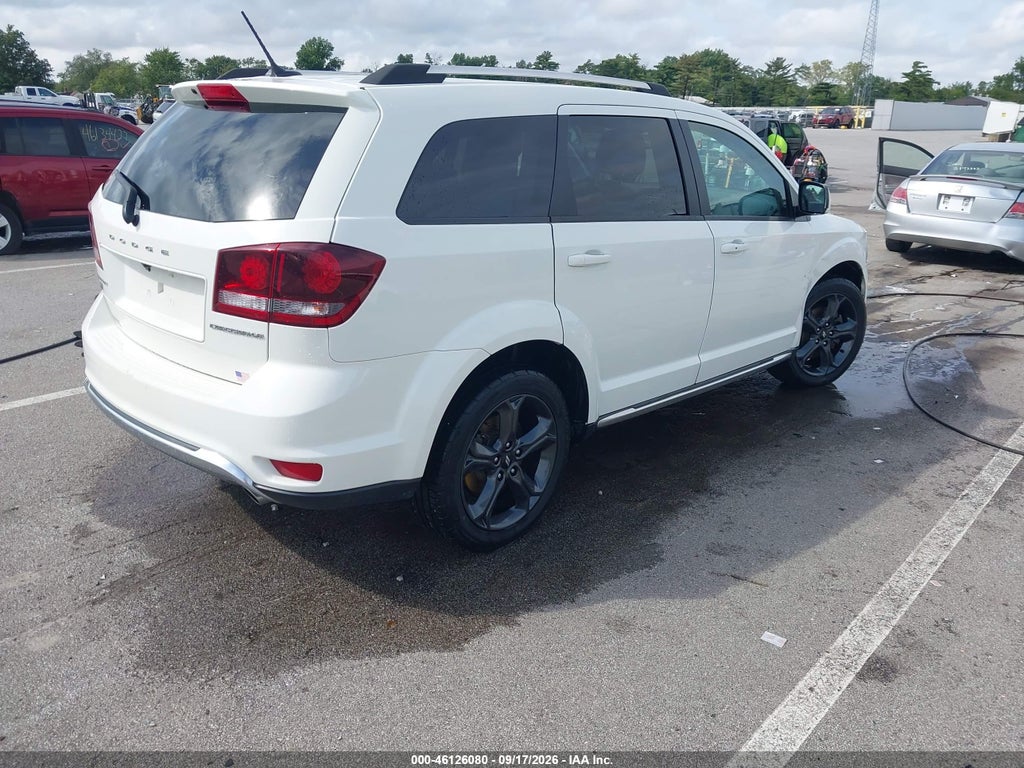 2018 Dodge Journey Crossroad AWD photo 4