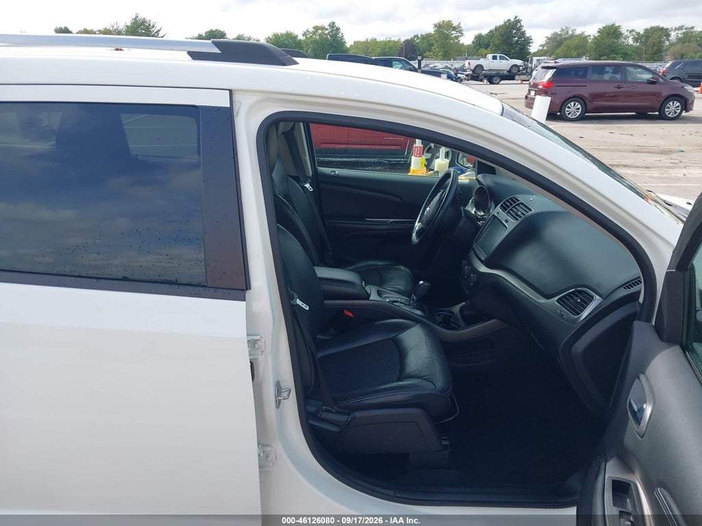 2018 Dodge Journey Crossroad AWD photo 5