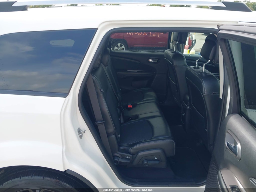 2018 Dodge Journey Crossroad AWD photo 8