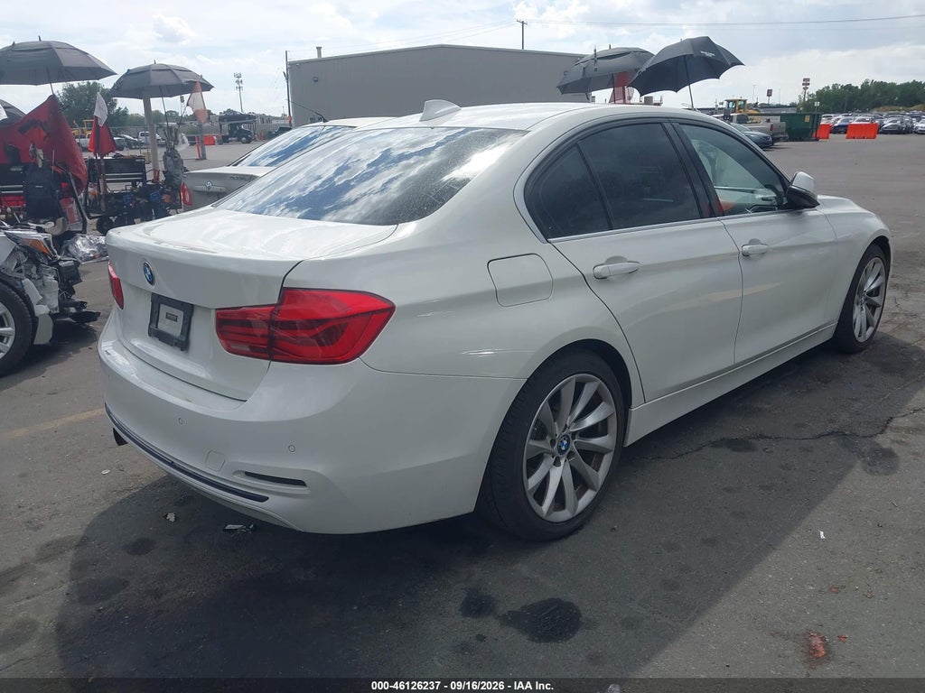2017 BMW 330E Iperformance photo 4