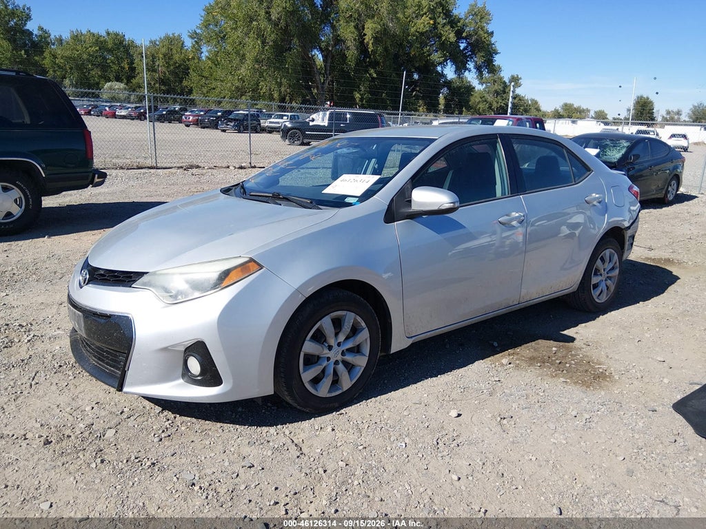 2016 Toyota Corolla S photo 2