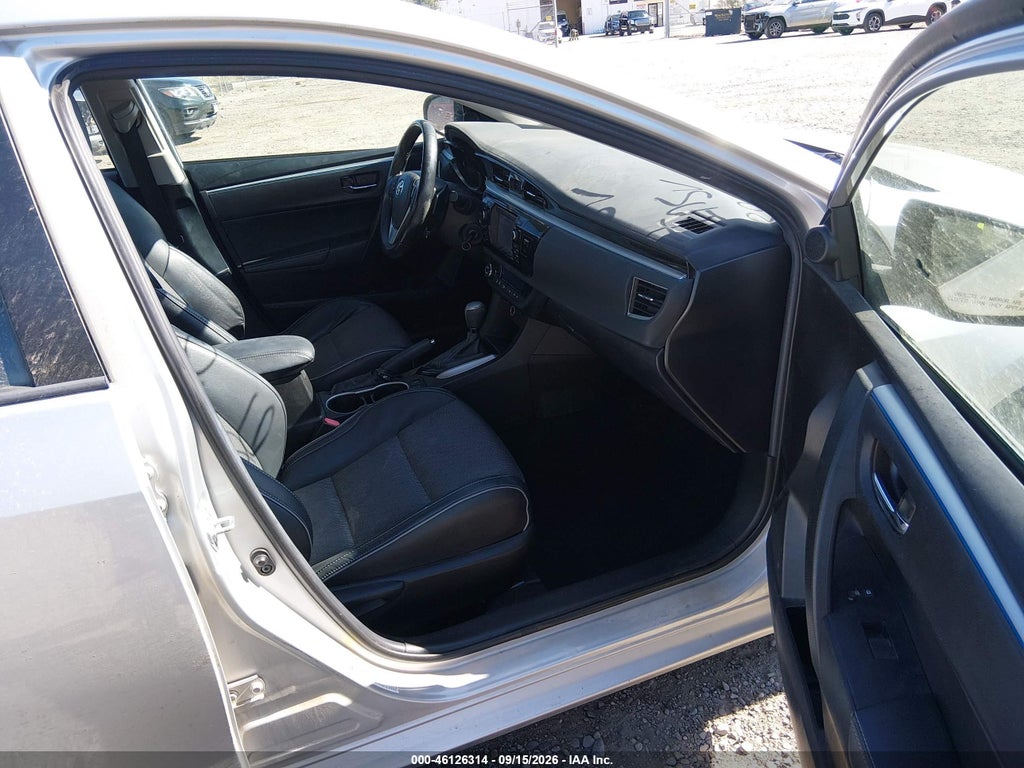 2016 Toyota Corolla S photo 5