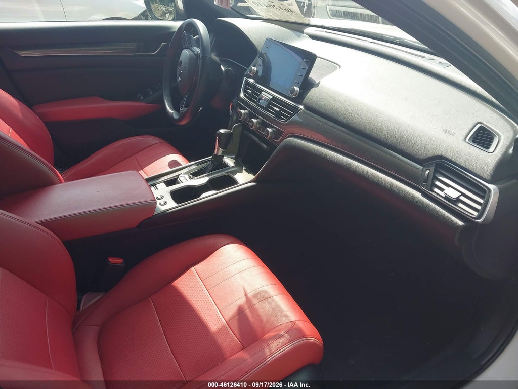 2019 Honda Accord Sport photo 5