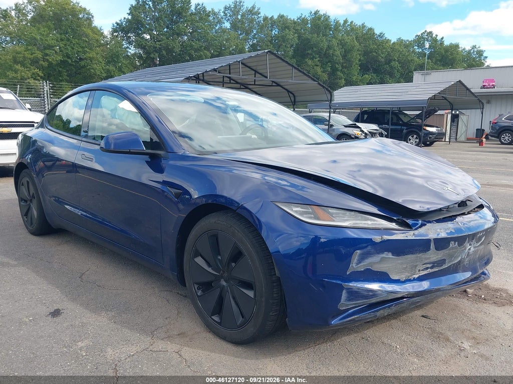 TESLA MODEL 3 2024