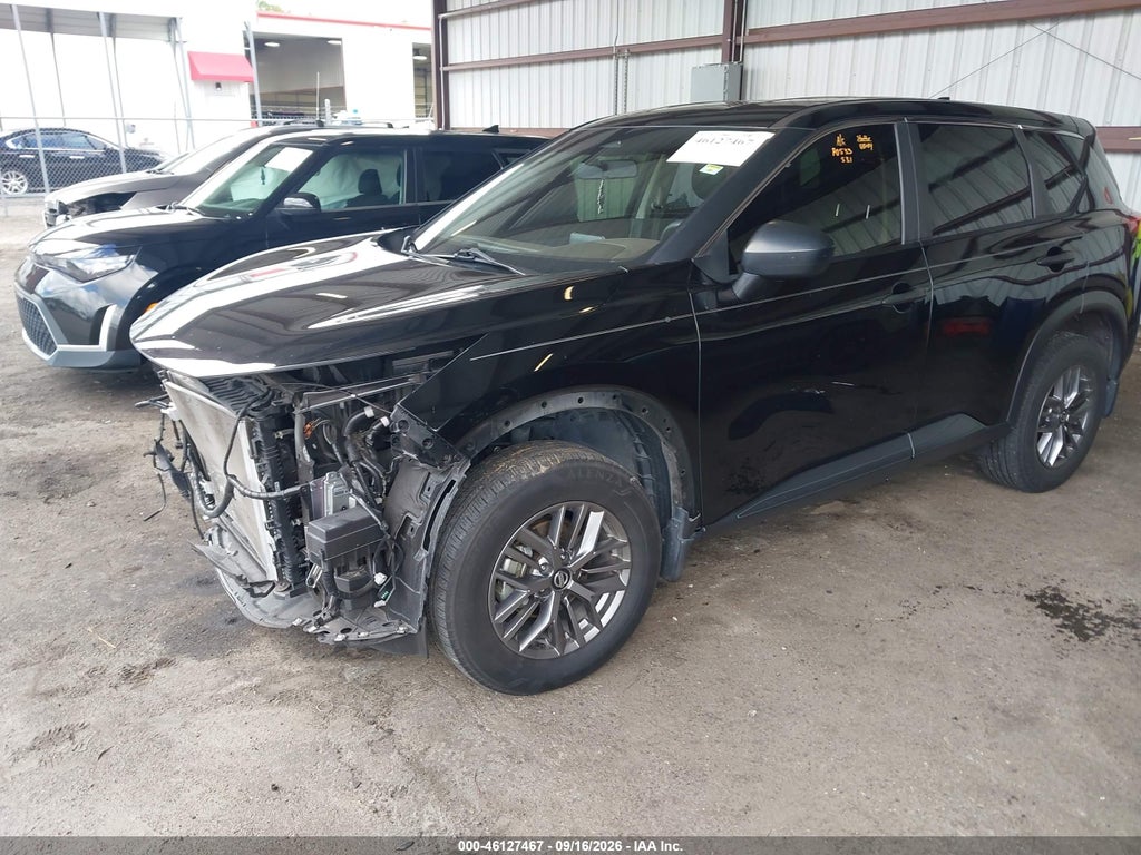 2021 Nissan Rogue S FWD photo 2