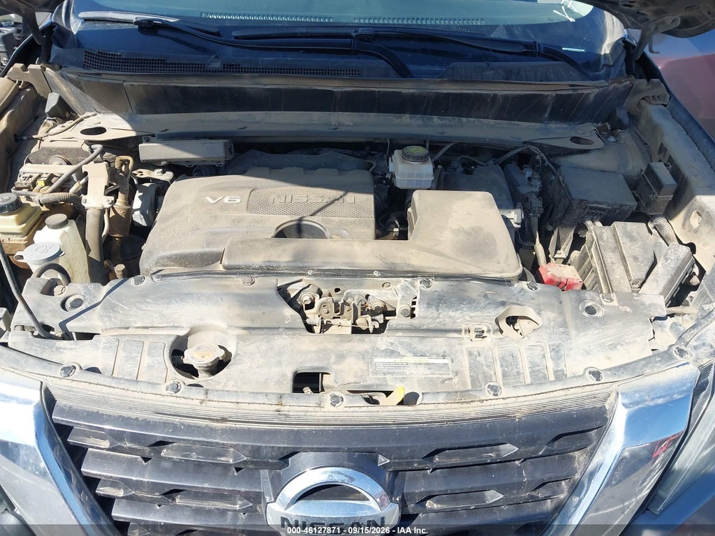 2019 Nissan Pathfinder S photo 10