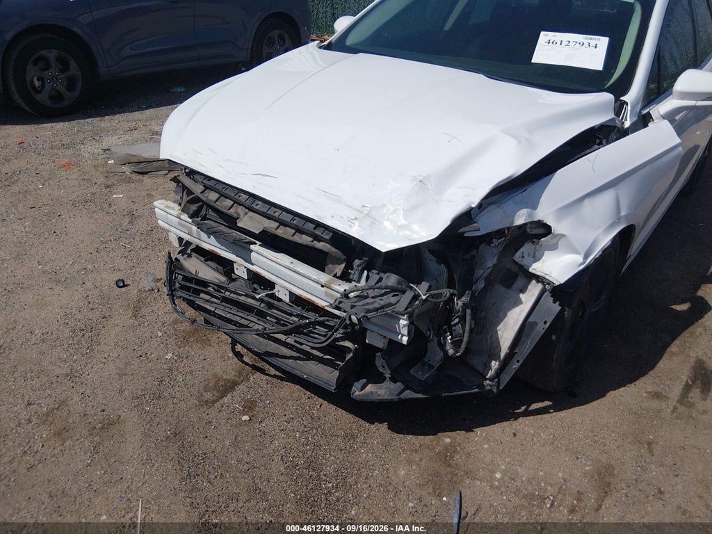 2016 Ford Fusion SE photo 6