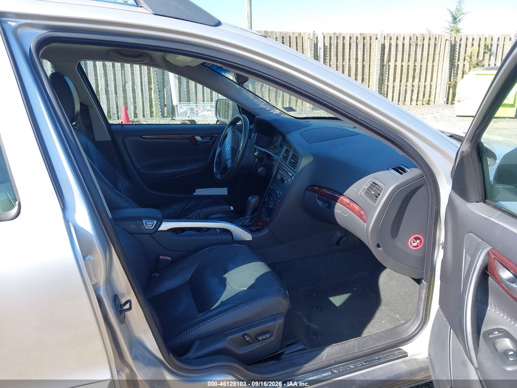 2006 Volvo XC70 2.5T/Volvo Ocean Race Edition photo 5