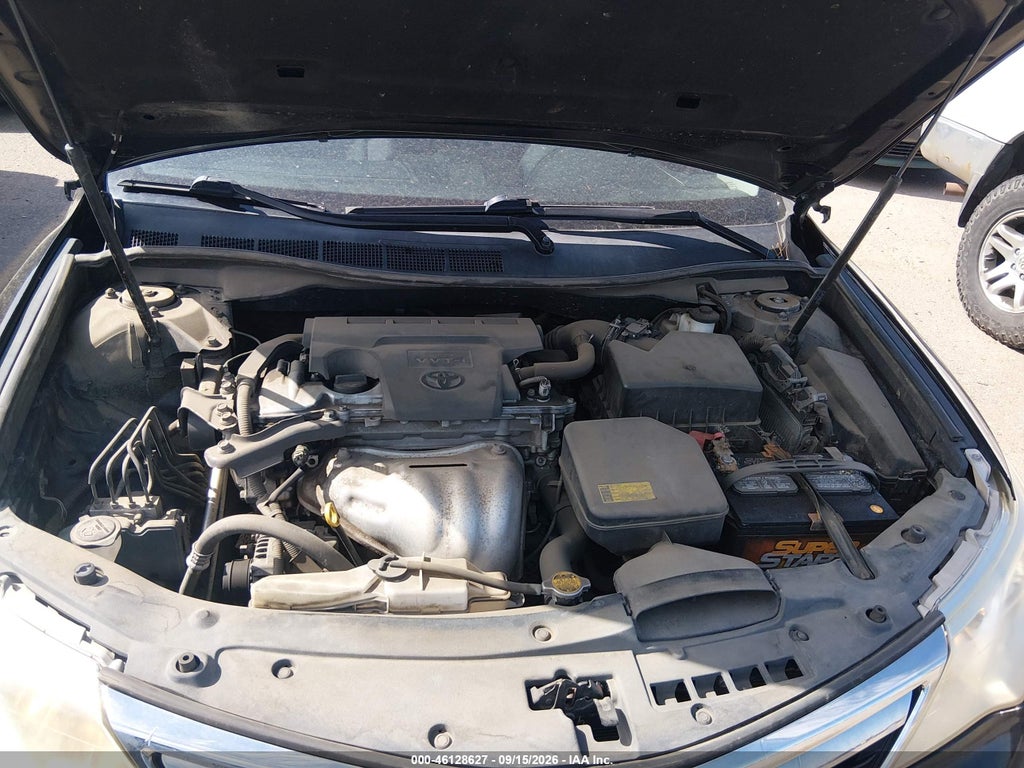 2012 Toyota Camry LE photo 10
