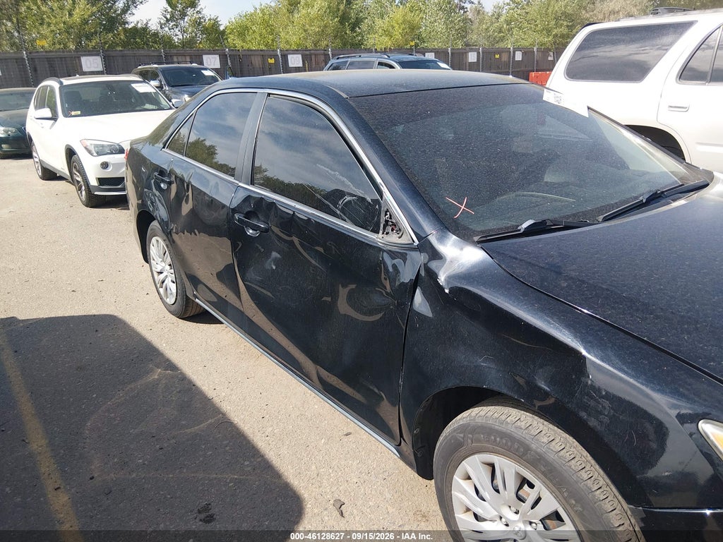 2012 Toyota Camry LE photo 6