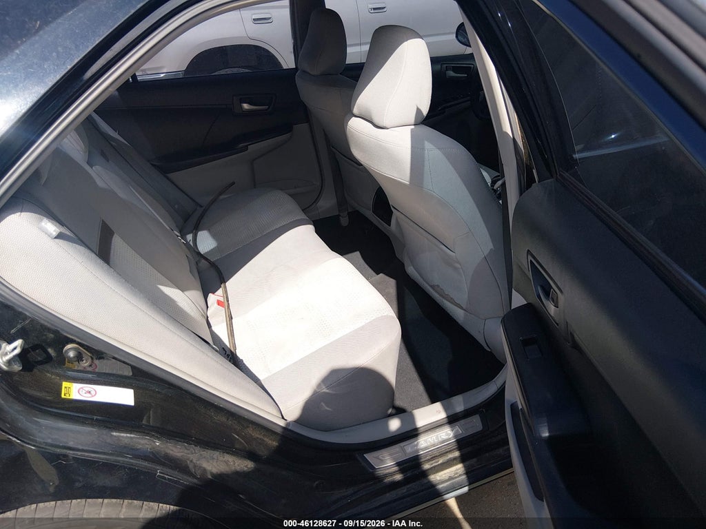 2012 Toyota Camry LE photo 8