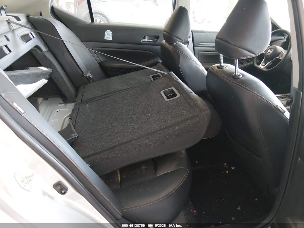 2020 Nissan Altima SR VC-Turbo FWD photo 8