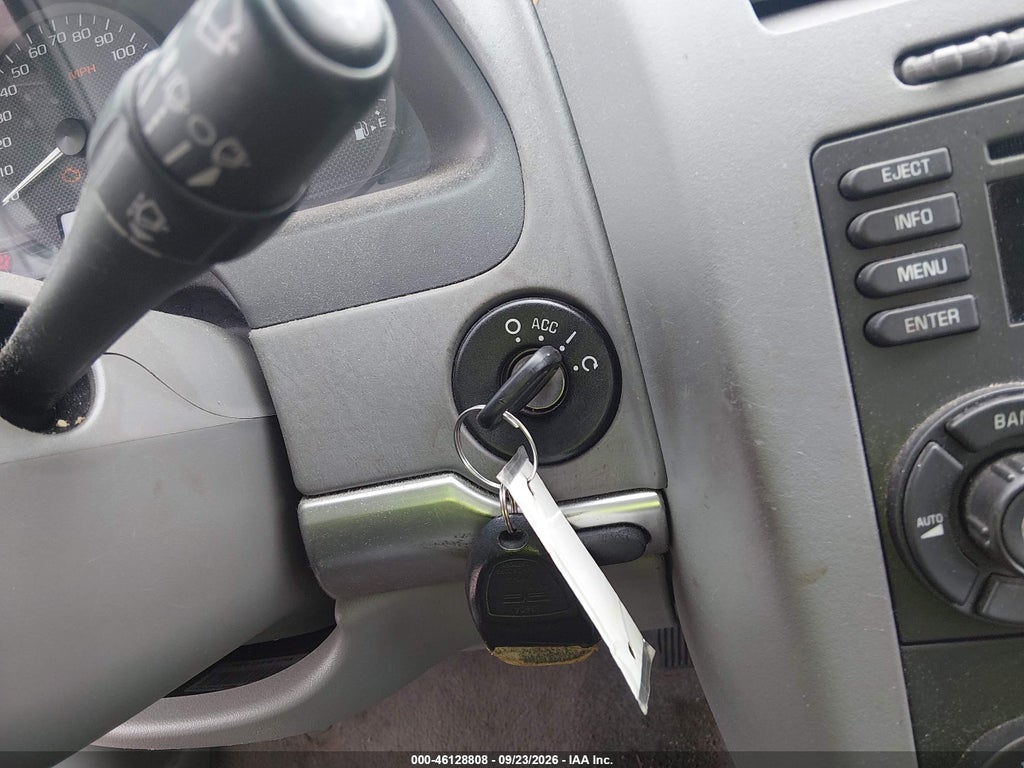 2005 Chevrolet Malibu LS photo 11