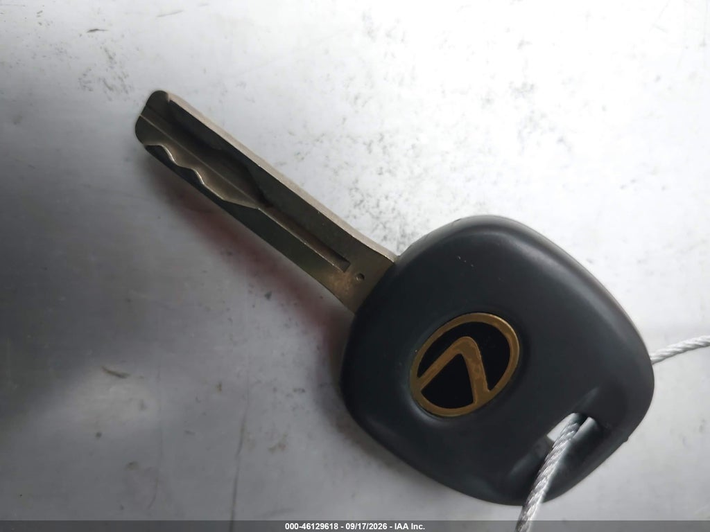 2004 Lexus ES 330 photo 11