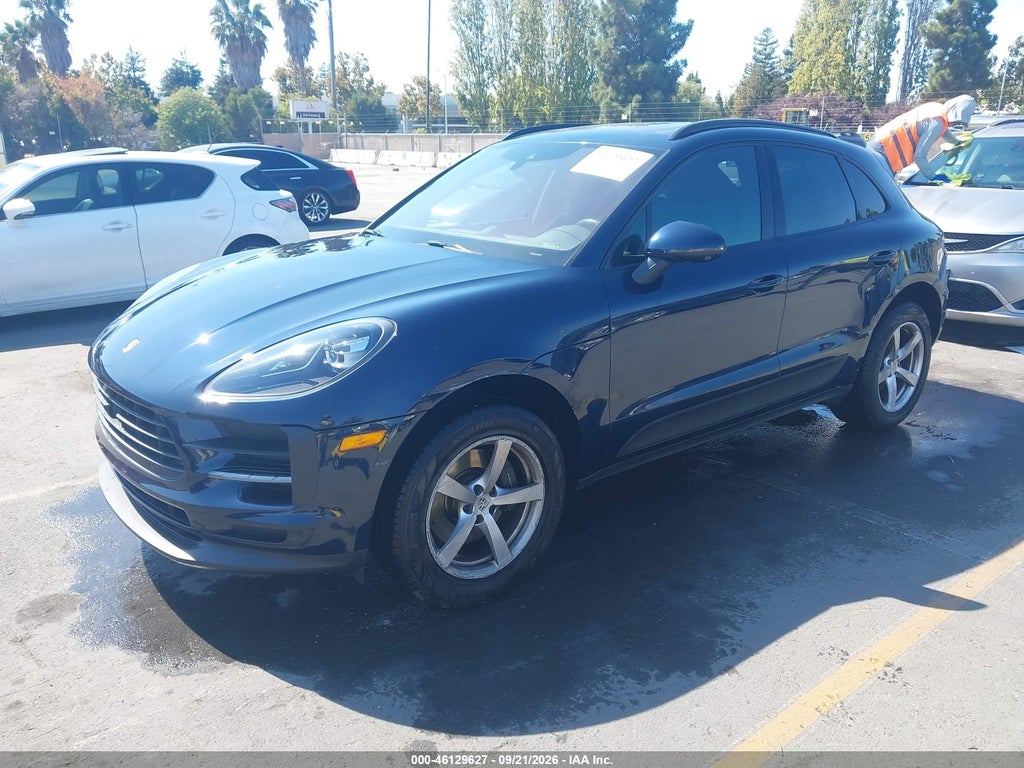 2019 Porsche Macan photo 2