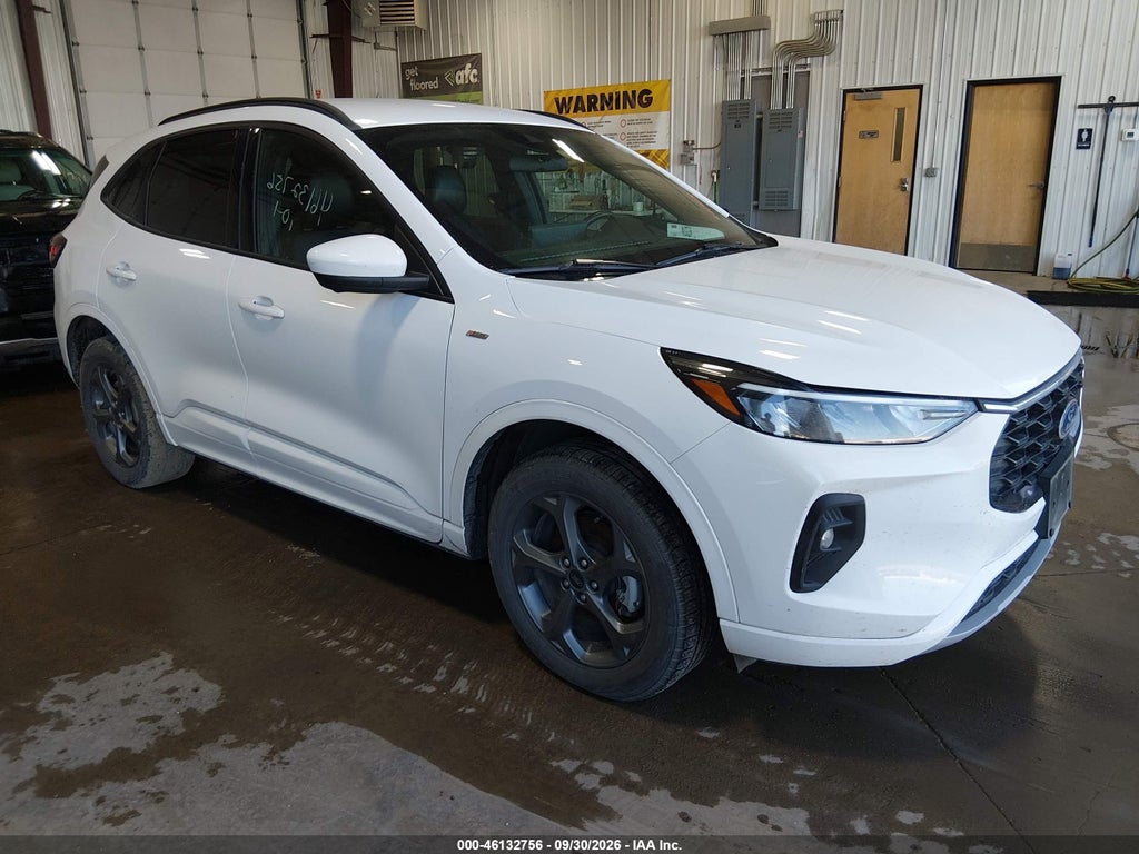 2023 Ford Escape ST-Line Select photo 1
