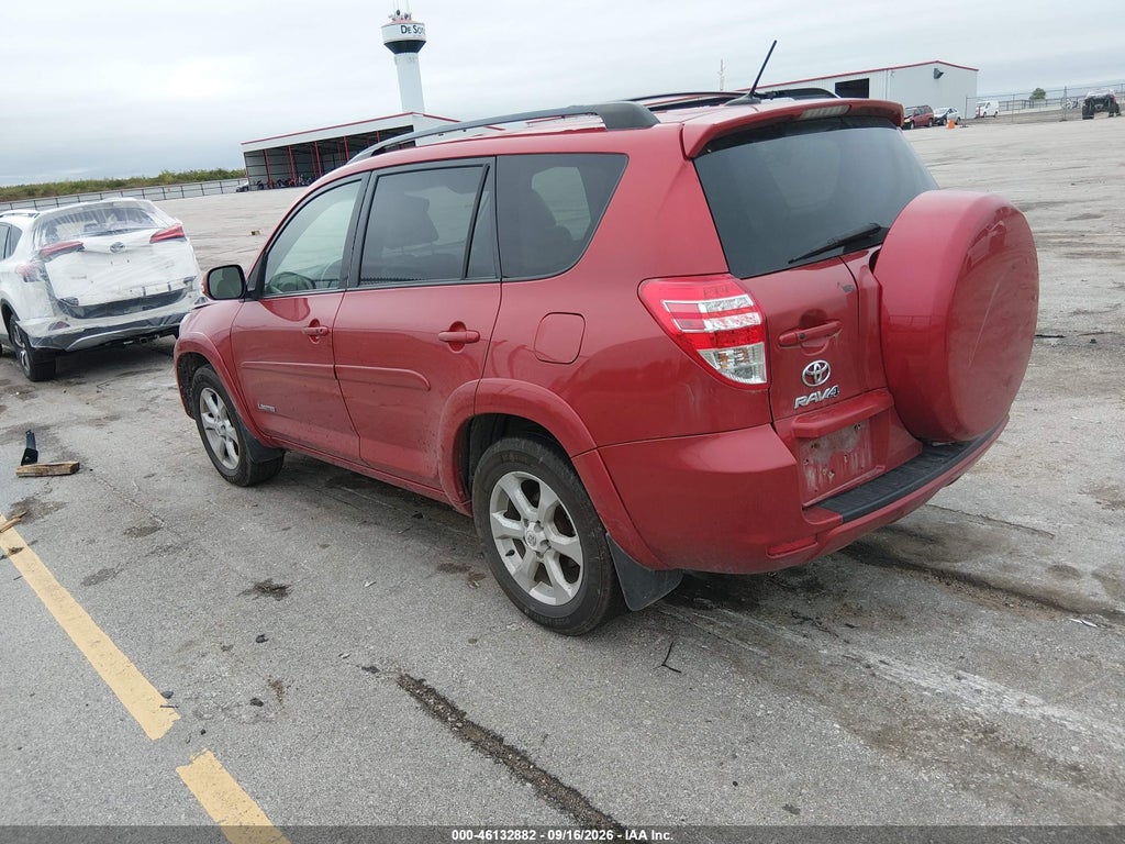 2011 Toyota RAV4 Limited V6 photo 3