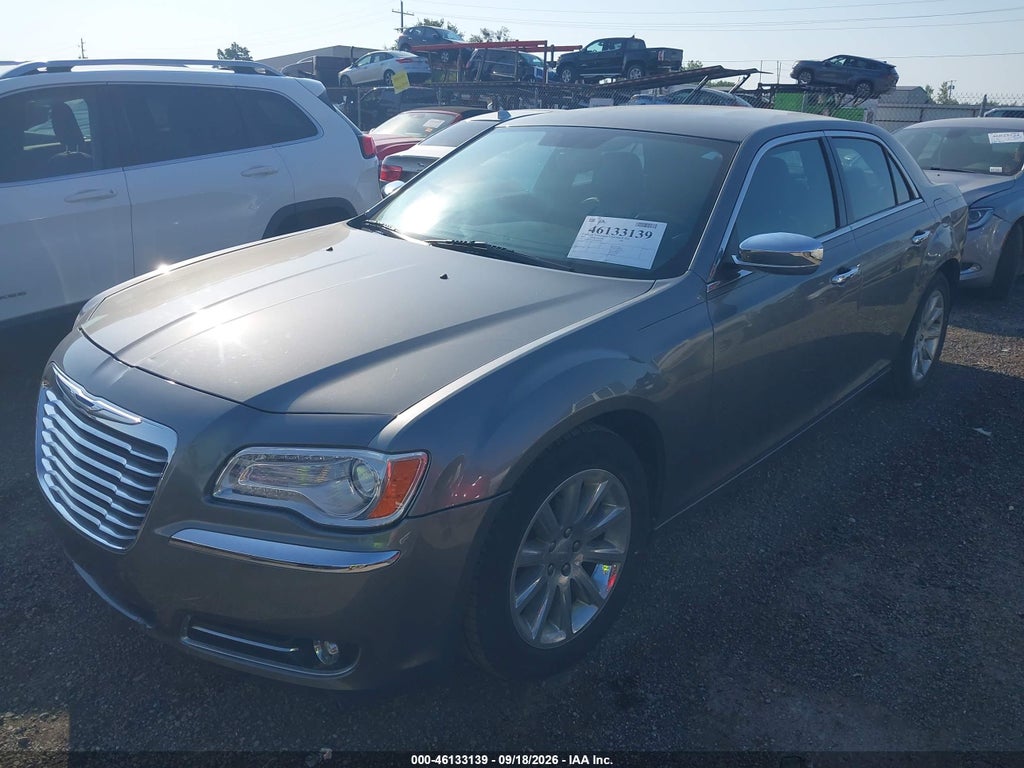 2012 Chrysler 300 Limited photo 2